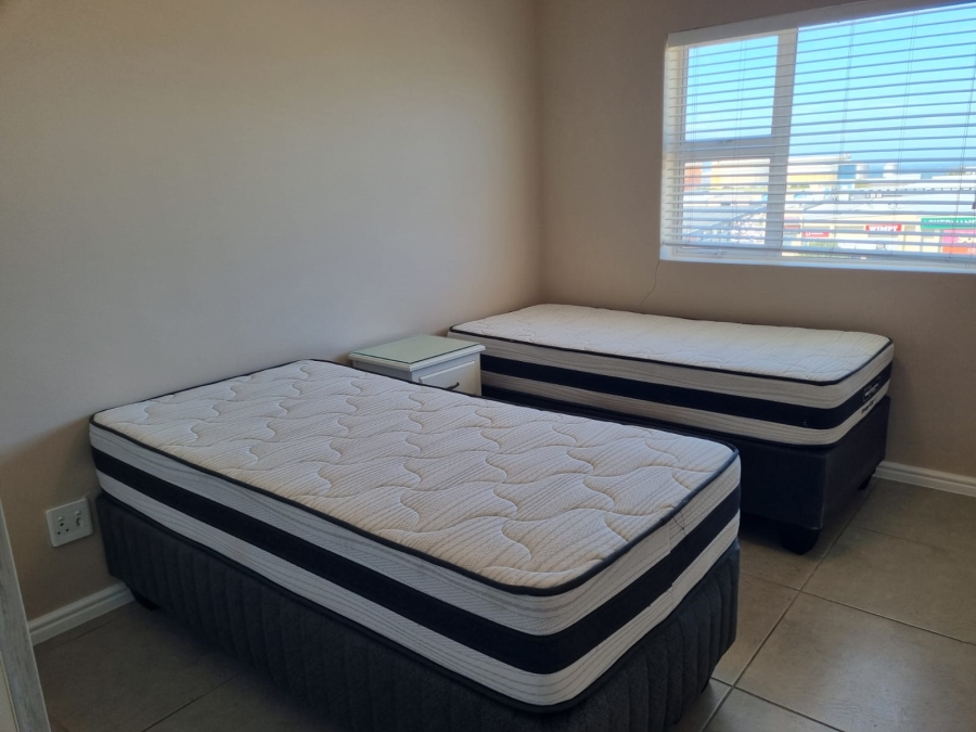 To Let 3 Bedroom Property for Rent in Voorbaai Western Cape
